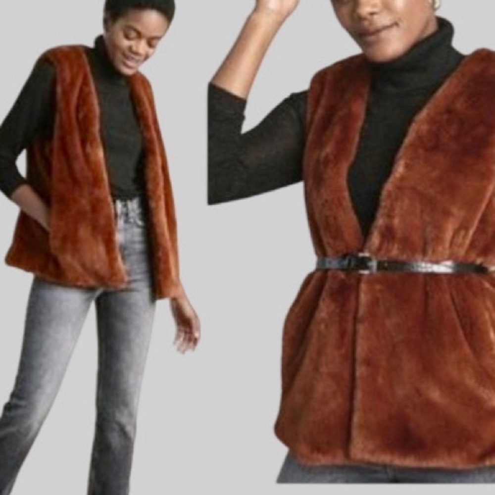 STELLA AND DOT NWOT soft plush cognac brown open style vest